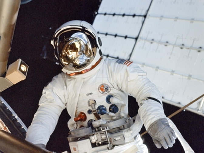 Skylab spacewalk