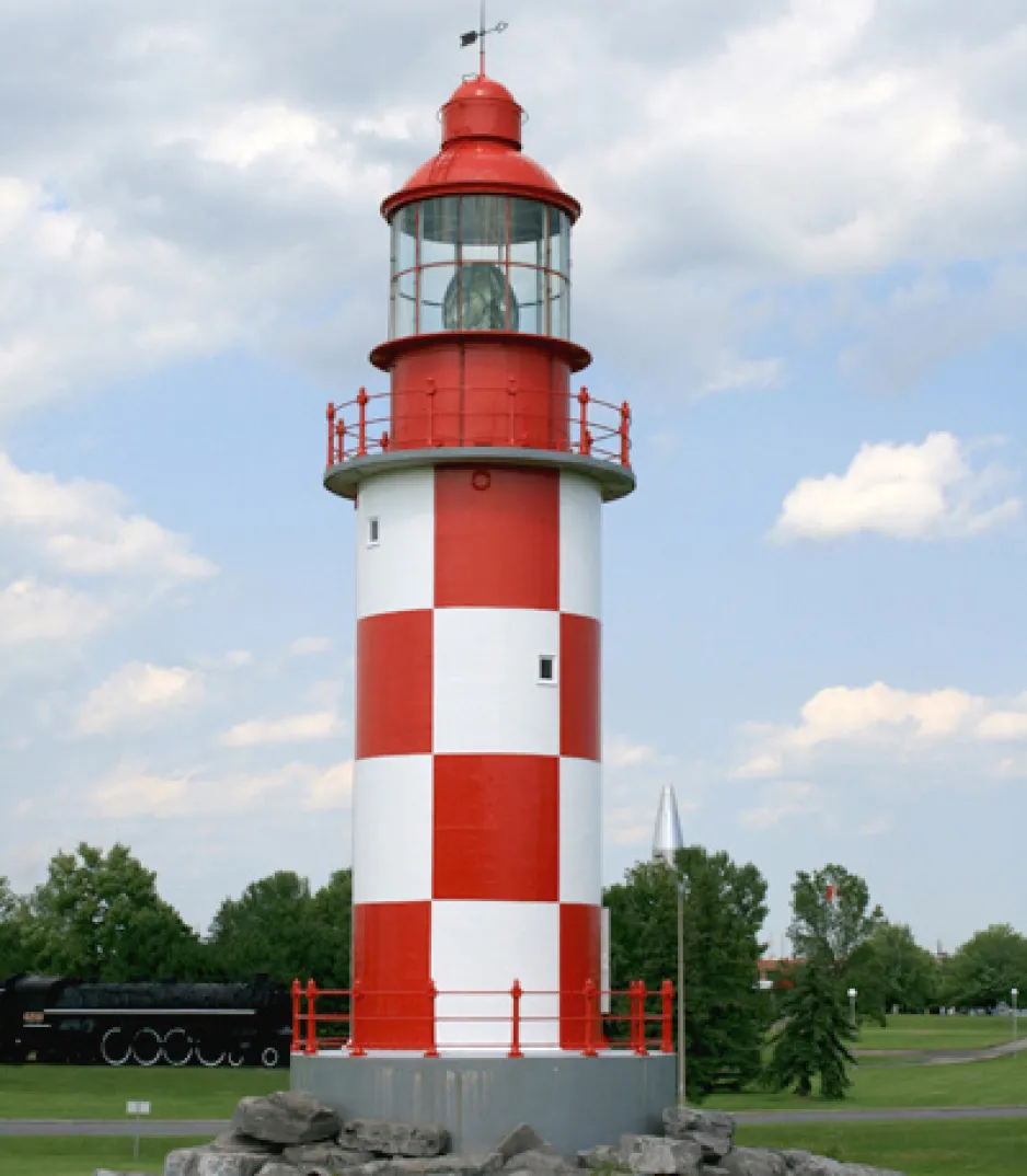  The Bramah & Robinson Lighthouse in front of the museum