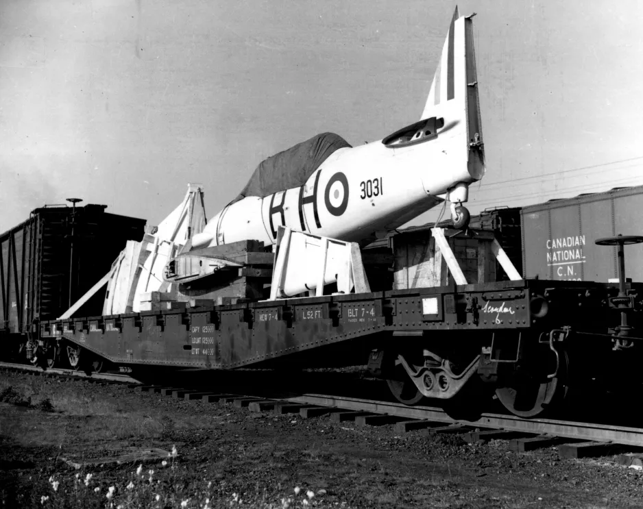 Expédition d’un aéronef; 1942.
