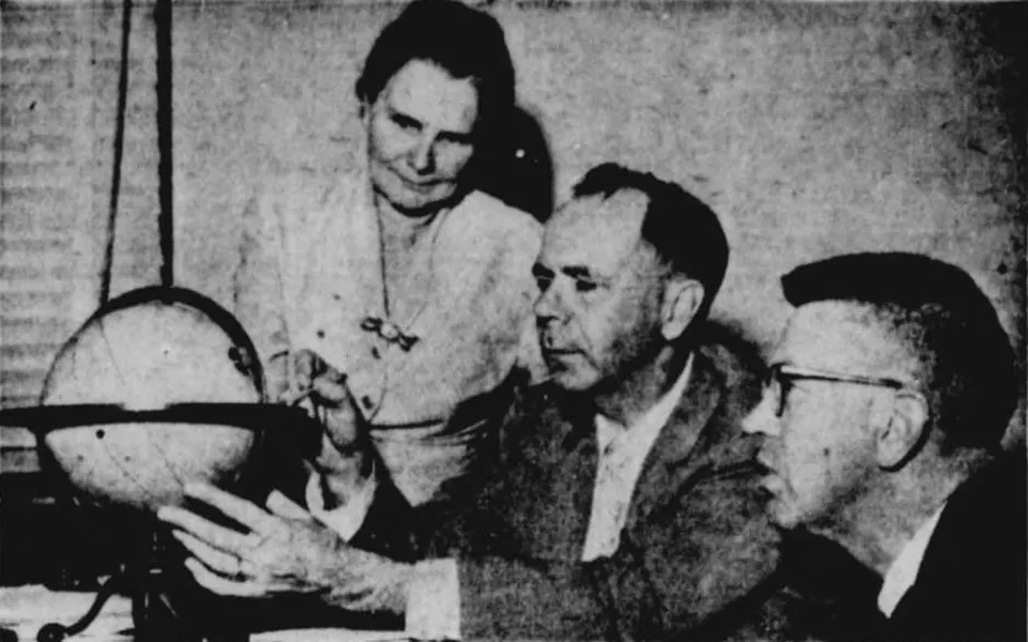 The 3 staff members of the David Dunlap Observatory who predicted the time of at least one passage of the first Soviet satellite over Toronto, Ontario. Left to right, Helen Battles Sawyer Hogg, John Frederick Heard and Donald Alexander McRae, Richmond Hill, Ontario. Anon., “–.” Le Nouvelliste, 9 October 1957, 10.