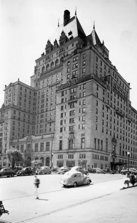 Hotel Vancouver in 1946