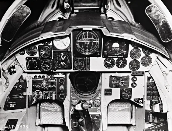 Poste de pilotage du Lockheed F-104A Starfighter