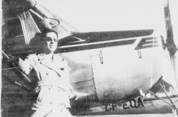 Gertrude Dugal, the first francophone Québec women to obtain a pilot’s license – or not, Cartierville airport, Cartierville, Québec. Anon., “La seule diplômée.” La Patrie, Journal du dimanche, 18 May 1947, 1.
